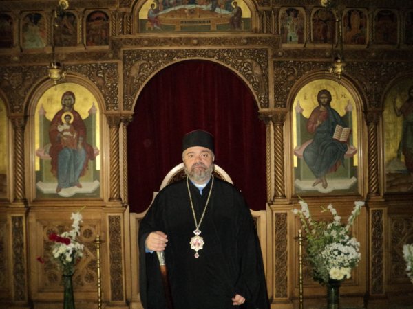 https://www.ispania.gr/images/stories/10-06-19%20GiortiEkklisia%20(38).jpg
