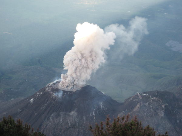 Το ηφαίστειο Santa Maria (3.772 μέτρα)